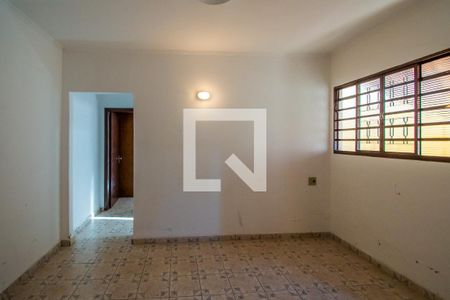 Casa à venda com 340m², 4 quartos e 4 vagas Casa à venda com 340m², 4 quartos e 4 vagasCasa 2 - Sala