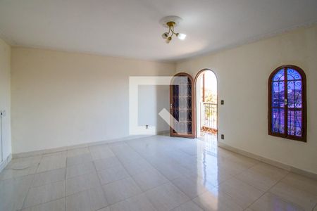 Sala de casa à venda com 4 quartos, 300m² em Bonfim, Campinas