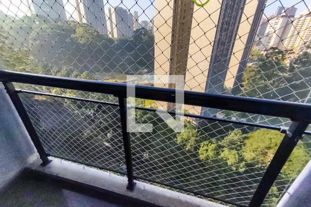 Apartamento à venda com 170m², 4 quartos e 4 vagas Apartamento à venda com 170m², 4 quartos e 4 vagasVaranda Quarto 2