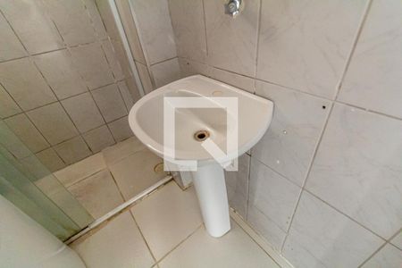 Banheiro de kitnet/studio à venda com 1 quarto, 27m² em Santa Cecília, São Paulo