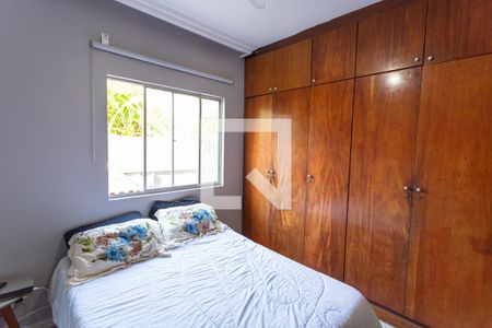 Quarto 1 de apartamento para alugar com 3 quartos, 240m² em Sagrada Família, Belo Horizonte