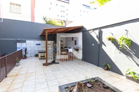 Apartamento para alugar com 240m², 3 quartos e 1 vaga Apartamento para alugar com 240m², 3 quartos e 1 vagaÁrea da Churrasqueira