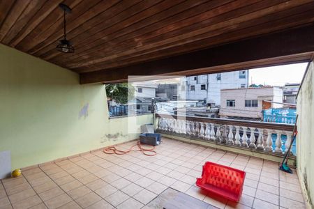 Varanda de casa à venda com 3 quartos, 195m² em Jardim Hercilia, São Paulo