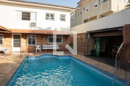 Casa à venda com 500m², 4 quartos e 8 vagasPiscina