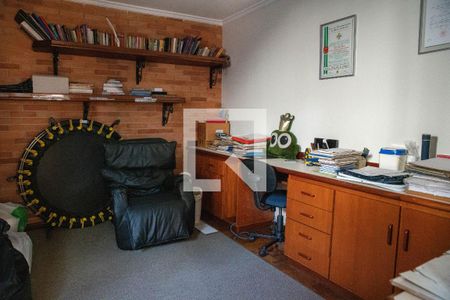 Casa à venda com 500m², 4 quartos e 8 vagasEscritório