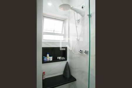 Casa à venda com 500m², 4 quartos e 8 vagasBanheiro da Suíte 4