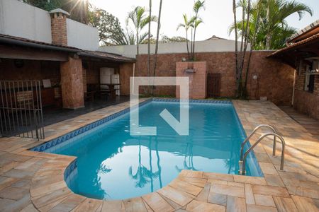 Casa à venda com 500m², 4 quartos e 8 vagasPiscina