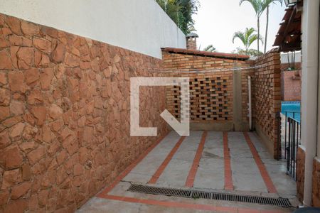Casa à venda com 500m², 4 quartos e 8 vagasQuintal