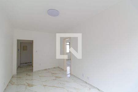 Apartamento à venda com 75m², 1 quarto e sem vagaSala