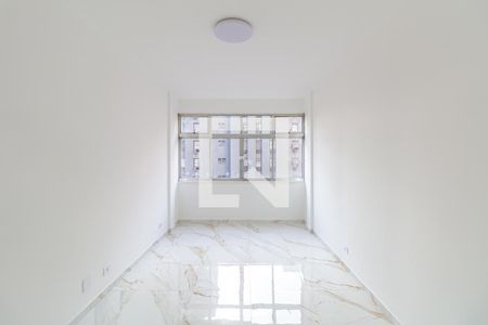 Apartamento à venda com 75m², 1 quarto e sem vagaSala