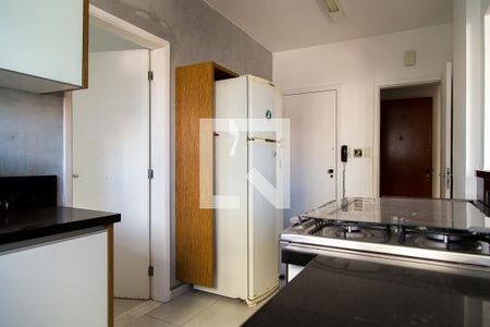 Apartamento à venda com 100m², 2 quartos e 2 vagasCozinha