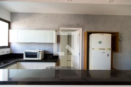 Apartamento à venda com 100m², 2 quartos e 2 vagasCozinha