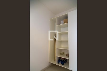 Apartamento à venda com 100m², 2 quartos e 2 vagasDespensa