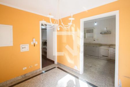 Casa de condomínio à venda com 290m², 4 quartos e 3 vagasCopa