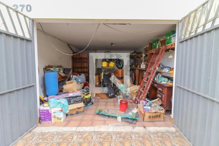 Casa à venda com 280m², 3 quartos e 2 vagasGaragem / Fachada
