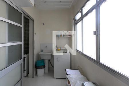 Apartamento à venda com 110m², 2 quartos e 1 vagaÁrea de Serviço