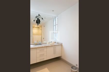 Apartamento à venda com 110m², 2 quartos e 1 vagaBanheiro