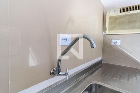 Cozinha - Torneira de casa para alugar com 1 quarto, 60m² em São Lucas, São Paulo