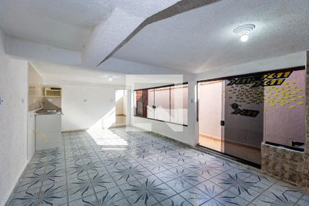 Sala/Cozinha de casa para alugar com 1 quarto, 60m² em São Lucas, São Paulo