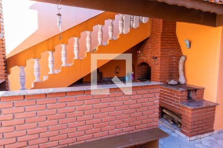 Casa à venda com 200m², 3 quartos e 2 vagas Casa à venda com 200m², 3 quartos e 2 vagasÁrea de lazer