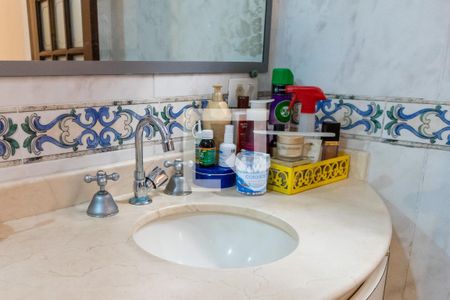 Banheiro da suíte de casa à venda com 3 quartos, 200m² em Vila Medeiros, São Paulo