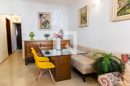 Sala de casa à venda com 3 quartos, 200m² em Vila Medeiros, São Paulo