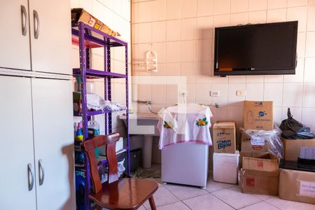 Casa à venda com 200m², 3 quartos e 2 vagas Casa à venda com 200m², 3 quartos e 2 vagasÁrea de serviço