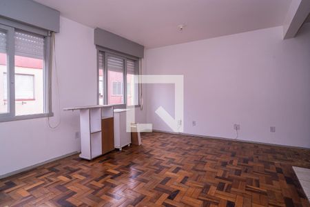 Sala/Quarto de kitnet/studio para alugar com 1 quarto, 29m² em Protásio Alves, Porto Alegre