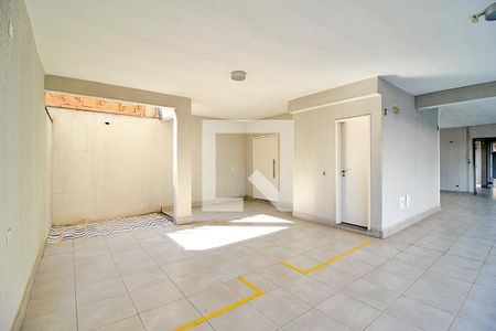 Casa de condomínio para alugar com 200m², 3 quartos e 2 vagasGaragem
