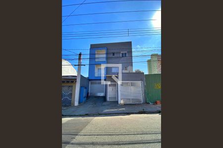 Casa de condomínio para alugar com 200m², 3 quartos e 2 vagasFachada