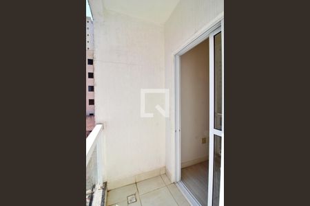 Casa de condomínio para alugar com 200m², 3 quartos e 2 vagasVaranda do Quarto 3