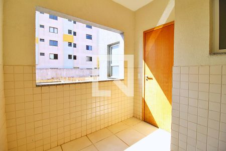 Casa de condomínio para alugar com 200m², 3 quartos e 2 vagasÁrea de Serviço