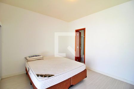 Quarto Suíte de casa de condomínio para alugar com 3 quartos, 200m² em Vila Valparaiso, Santo André