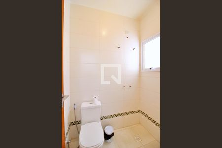 Casa de condomínio para alugar com 200m², 3 quartos e 2 vagasBanheiro