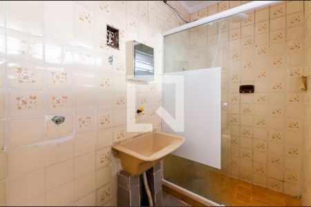 Banheiro de apartamento para alugar com 1 quarto, 40m² em Itararé, Santos