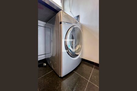 Apartamento à venda com 200m², 2 quartos e 4 vagas Apartamento à venda com 200m², 2 quartos e 4 vagasÁrea de Serviço