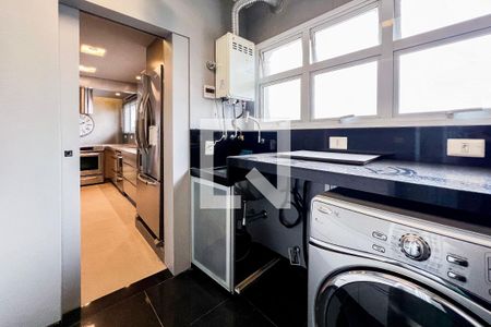 Apartamento à venda com 200m², 2 quartos e 4 vagas Apartamento à venda com 200m², 2 quartos e 4 vagasÁrea de Serviço