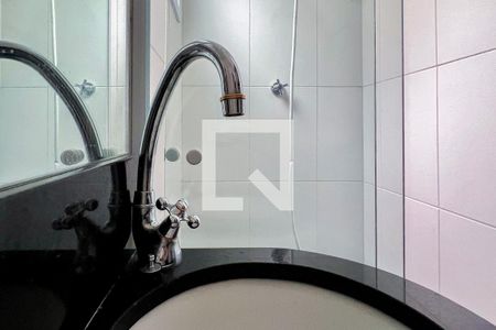 Apartamento à venda com 200m², 2 quartos e 4 vagas Apartamento à venda com 200m², 2 quartos e 4 vagasBanheiro de Serviço