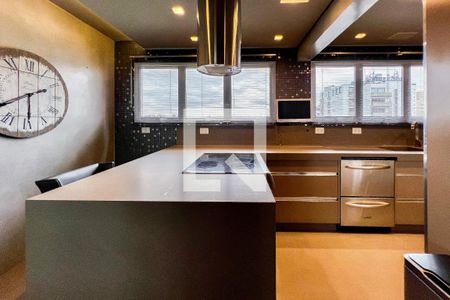 Apartamento à venda com 200m², 2 quartos e 4 vagas Apartamento à venda com 200m², 2 quartos e 4 vagasCozinha