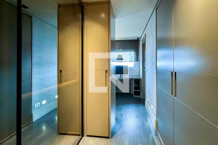 Apartamento à venda com 200m², 2 quartos e 4 vagas Apartamento à venda com 200m², 2 quartos e 4 vagasSuíte 2