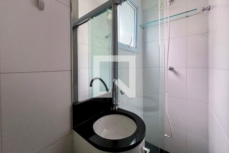 Apartamento à venda com 200m², 2 quartos e 4 vagas Apartamento à venda com 200m², 2 quartos e 4 vagasBanheiro de Serviço