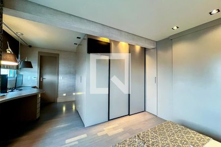 Apartamento à venda com 200m², 2 quartos e 4 vagas Apartamento à venda com 200m², 2 quartos e 4 vagasSuíte 2