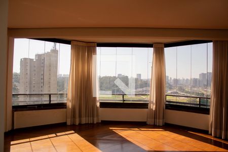 Sala de apartamento para alugar com 4 quartos, 360m² em Jardim Fonte do Morumbi, São Paulo