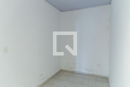Casa para alugar com 100m², 3 quartos e 1 vagaSuíte - Fundos 