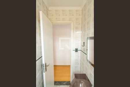 Lavabo de casa para alugar com 2 quartos, 150m² em Jardim Independência, São Paulo