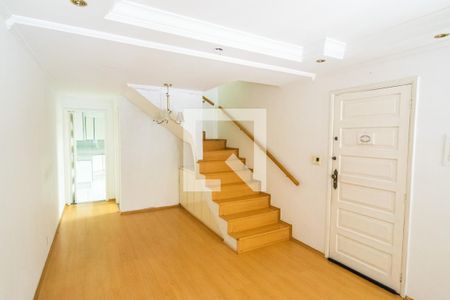 Casa para alugar com 2 quartos, 150m² em Jardim Independência, São Paulo