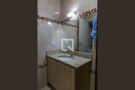 Casa à venda com 129m², 3 quartos e 3 vagasBanheiro Suíte