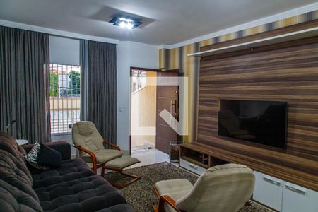 Sala de casa à venda com 3 quartos, 129m² em Vila Canero, São Paulo