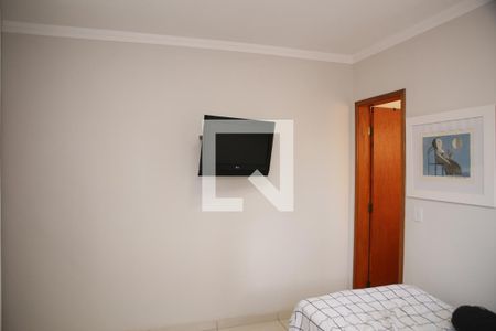 Apartamento para alugar com 74m², 2 quartos e 1 vagasuíte