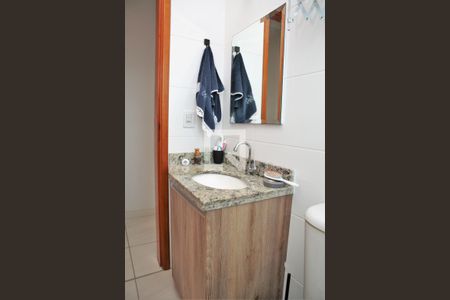 Apartamento para alugar com 74m², 2 quartos e 1 vagaBanheiro social